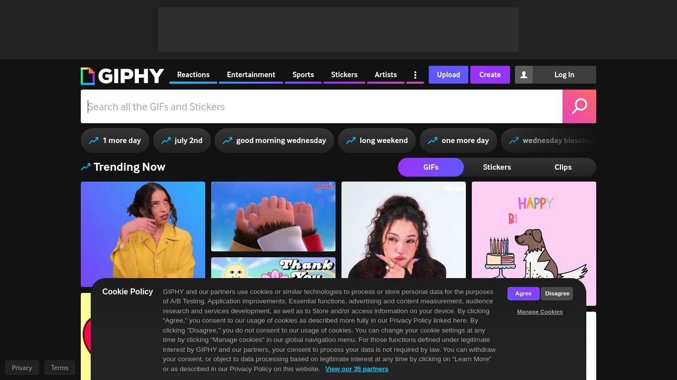 giphy.com website homepage - live status check by WebsiteDown.xyz